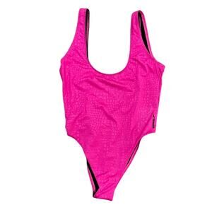 NWT Speedo Flu3nte Embossed Scoop Back Solid One Piece Swimsuit Womens S Pink